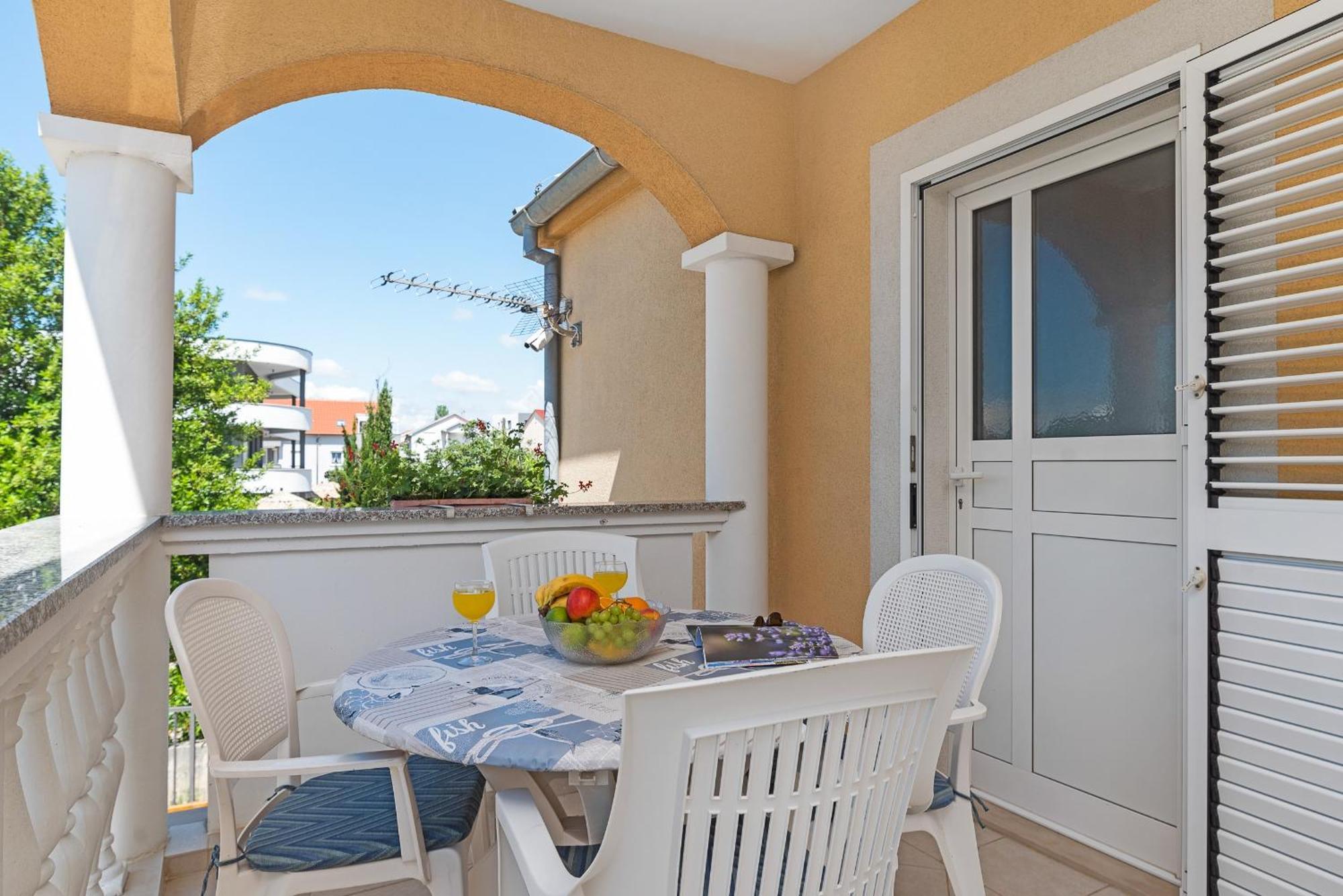 Beach Apartments Villa Kaya Sukosan Ruang foto